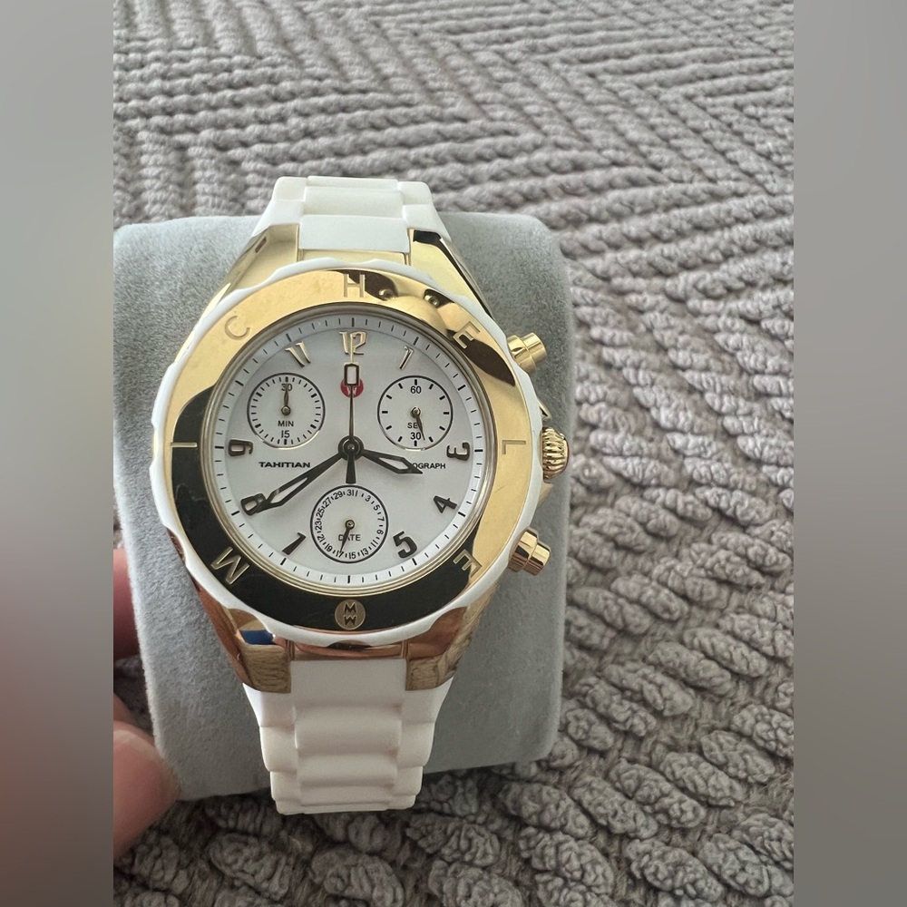 MICHELE TAHITIAN JELLY BEAN
WHITE SILICONE,GOLD CHRONO
DIAL WATCH